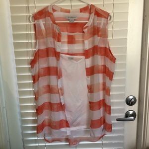 New without tags Liz Claiborne 2 piece top Size L